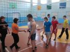 Соревнования по волейболу между командами учителей и учащихся 